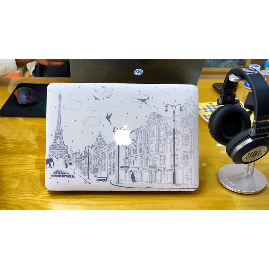 Ốp Macbook hình Paris (tặng kèm nút chống bụi + chống gãy dây sạc)