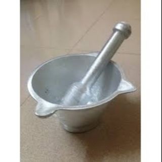 Chày+ cối gang