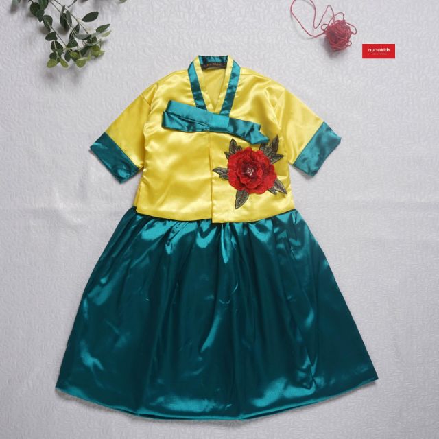 Đầm hanbok Hàn Quốc cao cấp, xinh xắn cho bé gái.