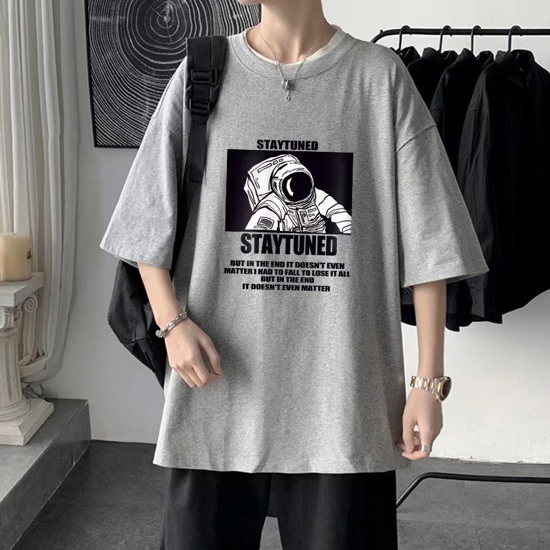 【M-8XL】Áo Thun Dáng Rộng In Hình Phi Hành Gia Phong Cách Hip Hop Thời Trang Mùa Hè Hàng Mới Dành Cho Nam Sinh
