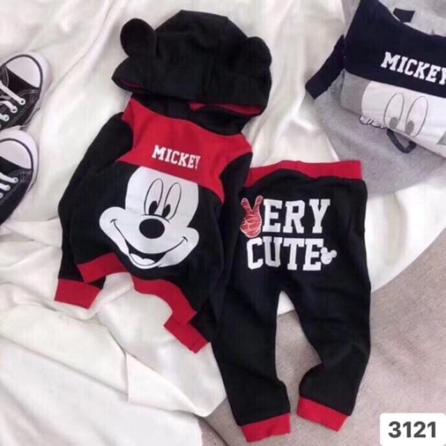 Bộ mickey bé trai