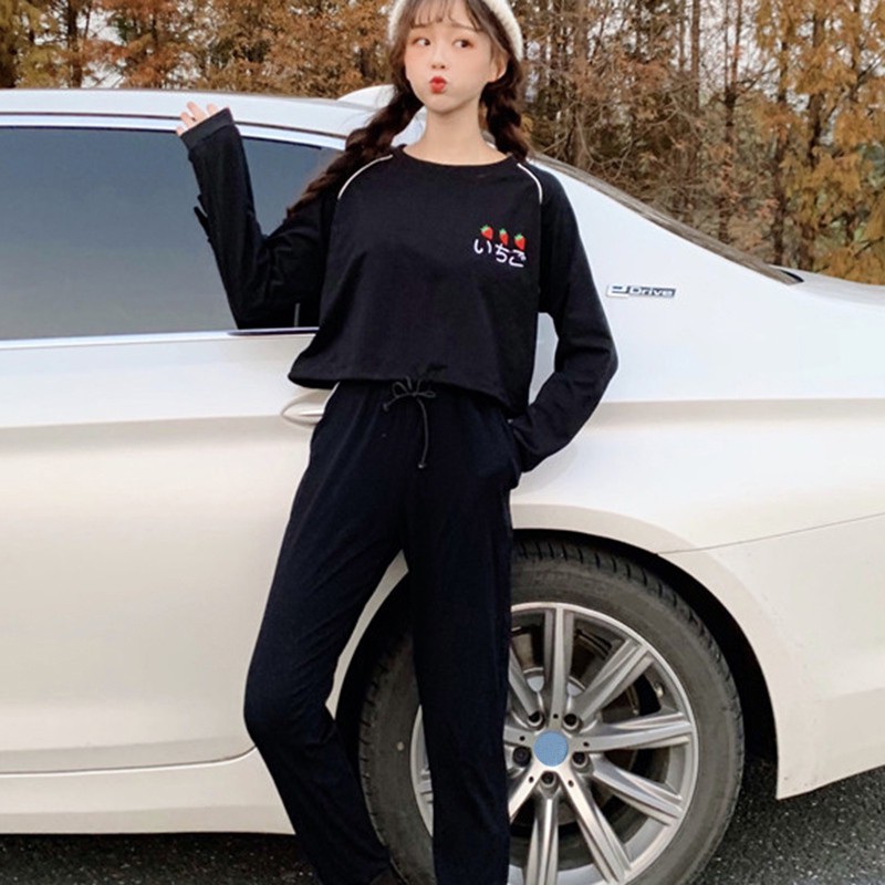 Áo thun tay dài cổ tròn dáng rộng hoạ tiết thêu cho phái nữ