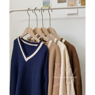 Áo len viền cổ V oversize