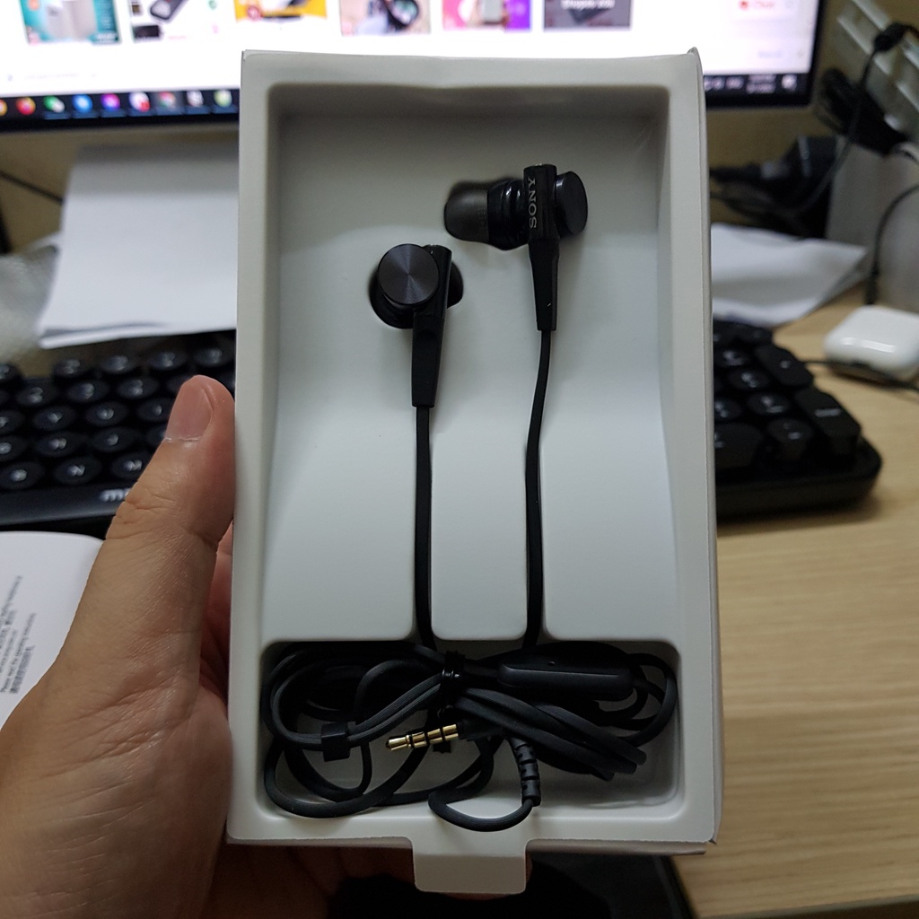 Tai nghe Sony MDR-XB75AP extrabass, chân cắm 3.5mm, có mic đàm thoại