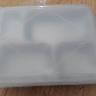 Khay cơm inox 4 ngăn có nắp