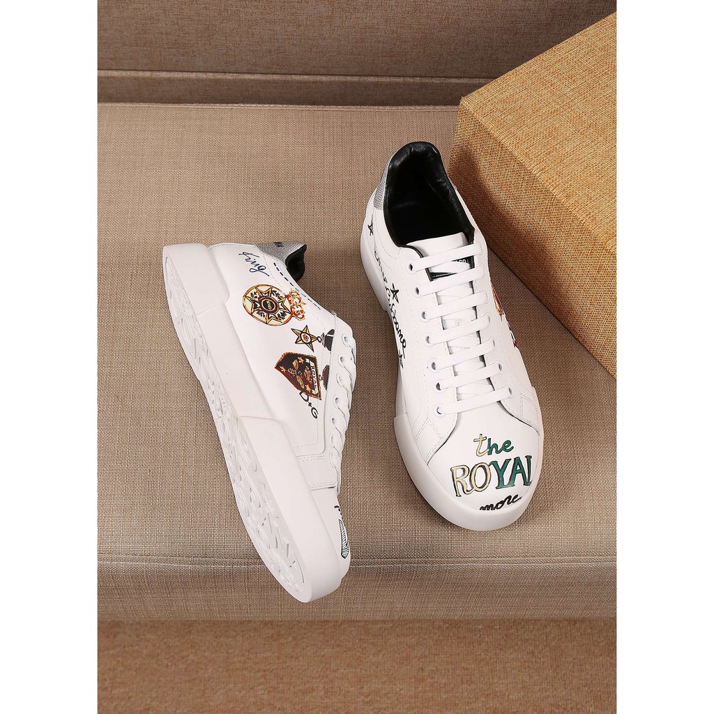 Giày sneakers nam da thật Dolce&Gabbana họa tiết sáng tạo, độc đáo mang đến phong cách tươi mới