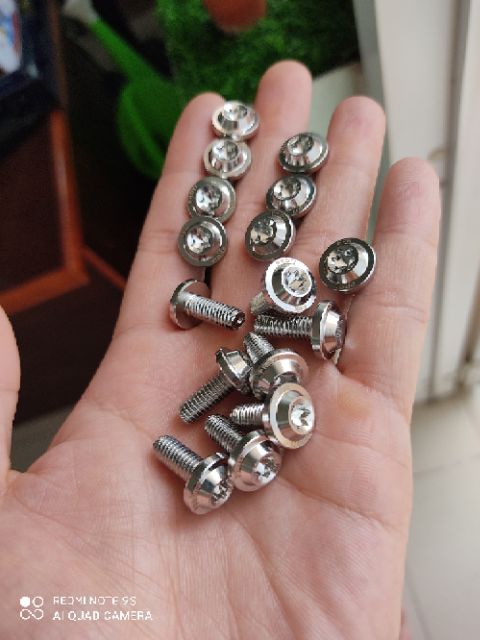 Ốc inox đầu dù - 6li15  - 6li2  - gắn cho nhiều loiạ xe
