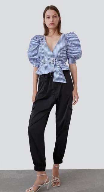 Áo sơmi vạt chéo tay phồng Zara