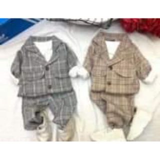 Set vest 3 chi tiết Hàn Quốc cho bé, ảnh cuối khách mặc