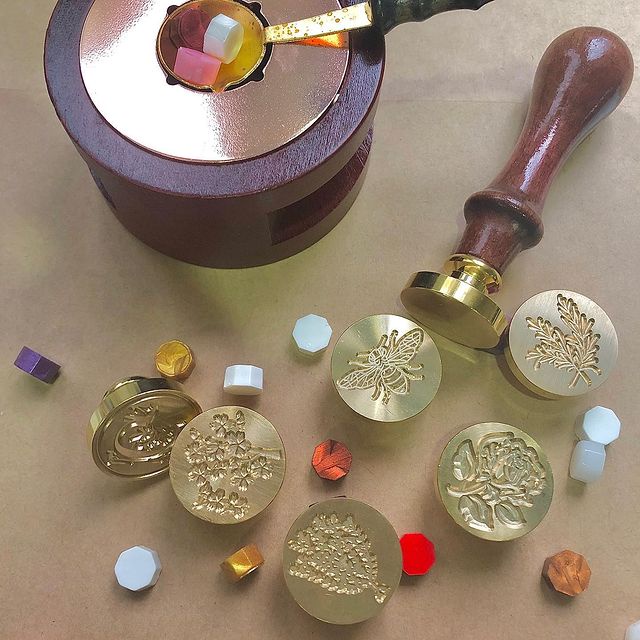 gia.palpitate | Con dấu sáp niêm phong/wax seal làm sẵn - Trang trí thiệp cưới, thiệp sinh nhật, sổ bullet journal