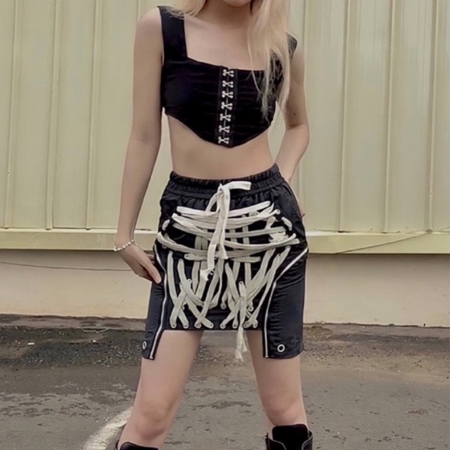 Chân váy kiểu vải dù dây đan phía trước hot 2021