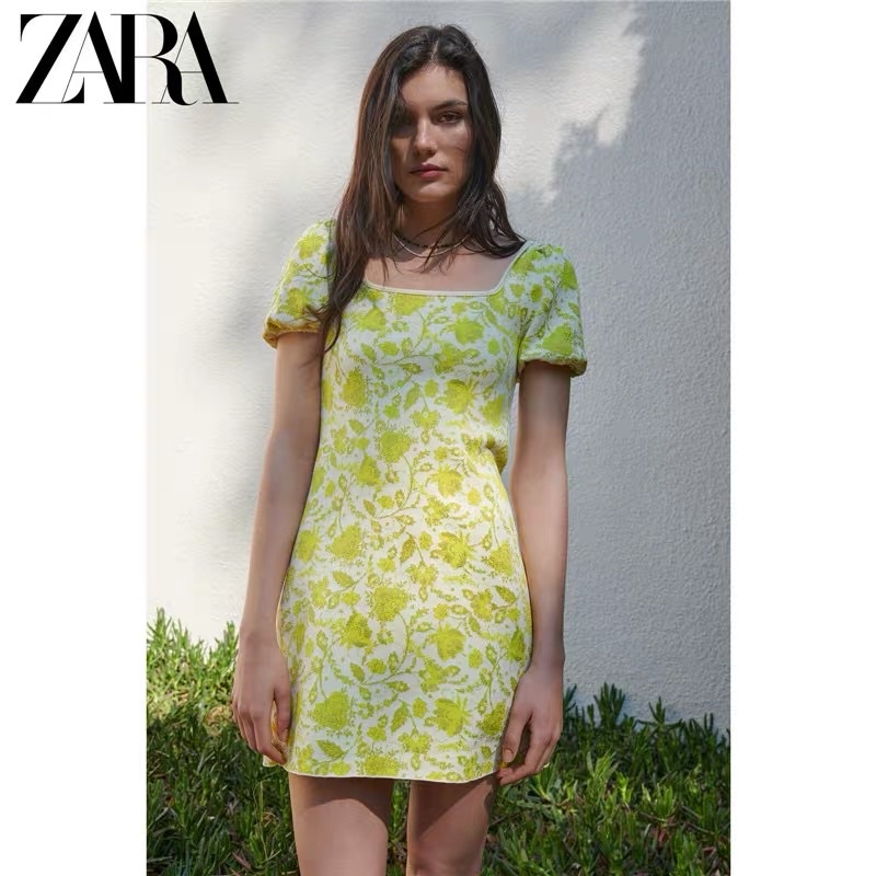 Váy dệt kim cổ vuông hoa xanh Zarraa