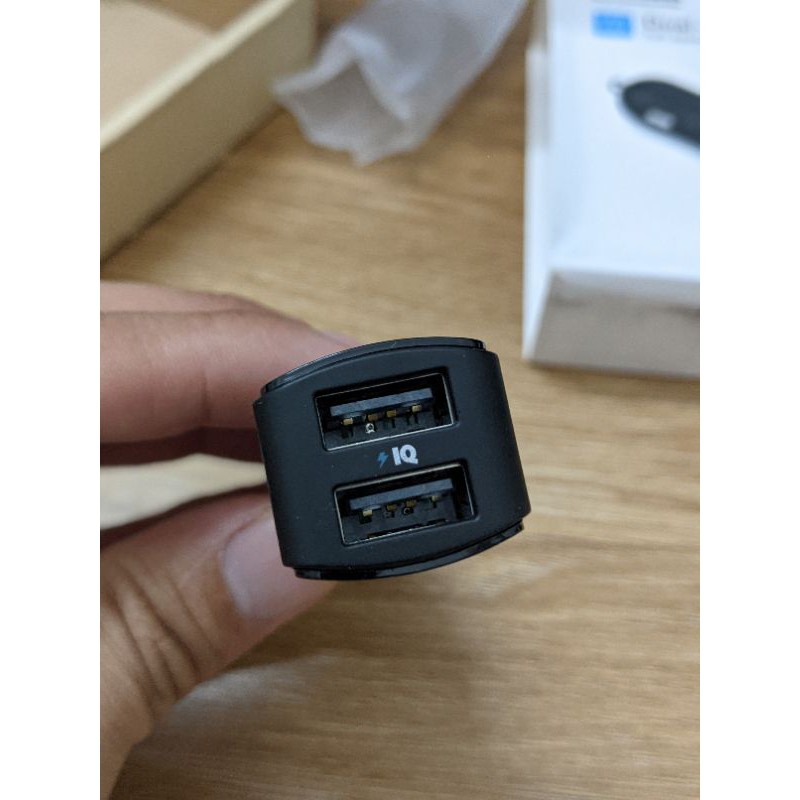 [THANH LÝ] Sạc ô tô hai cổng USB 24W