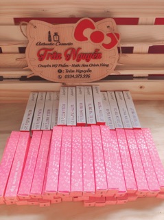 Son colourpop màu Mama