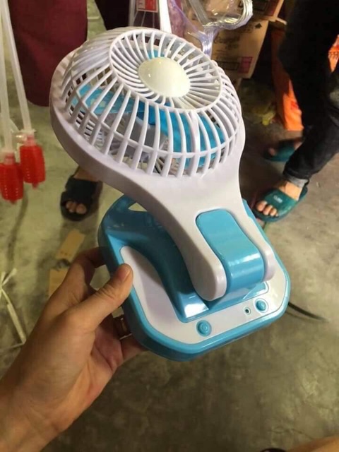 [Mã ELHA22 giảm 5% đơn 300K] Quạt gập mini fan 5588