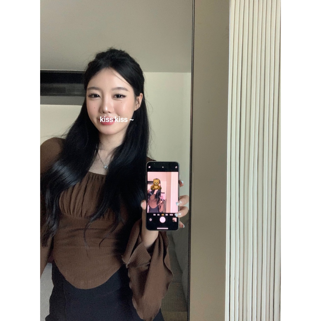 Áo Thun Tay Loe Xếp Ly Ôm Dáng Phong Cách Mùa Thu Mới