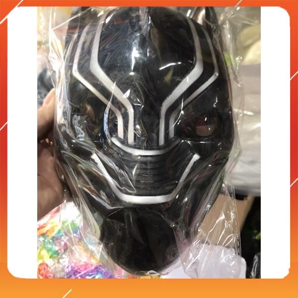 Mặt nạ Halloween