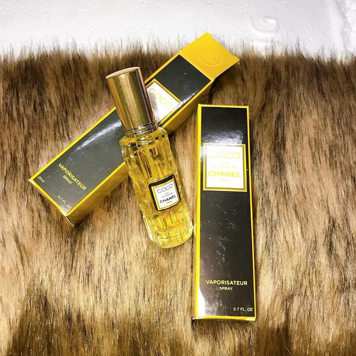 Nước hoa mini coco nữ chai 20ml dạng xịt- mẫu 4d- Mùi coco vàng