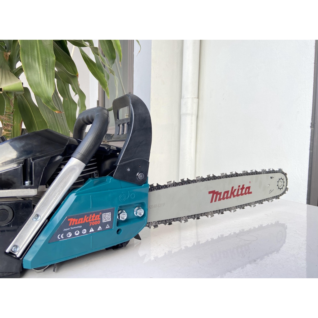 MÁY CƯA XÍCH CHẠY XĂNG MAKITA KAVANI 70CC