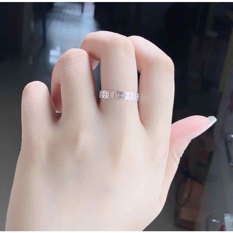 Trang sức Kiều Uyên nhẫn kim tiền bạc 89k