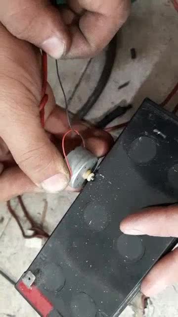 100 Motor mô tơ rã từ đầu đĩa 5v nhỏ xíu