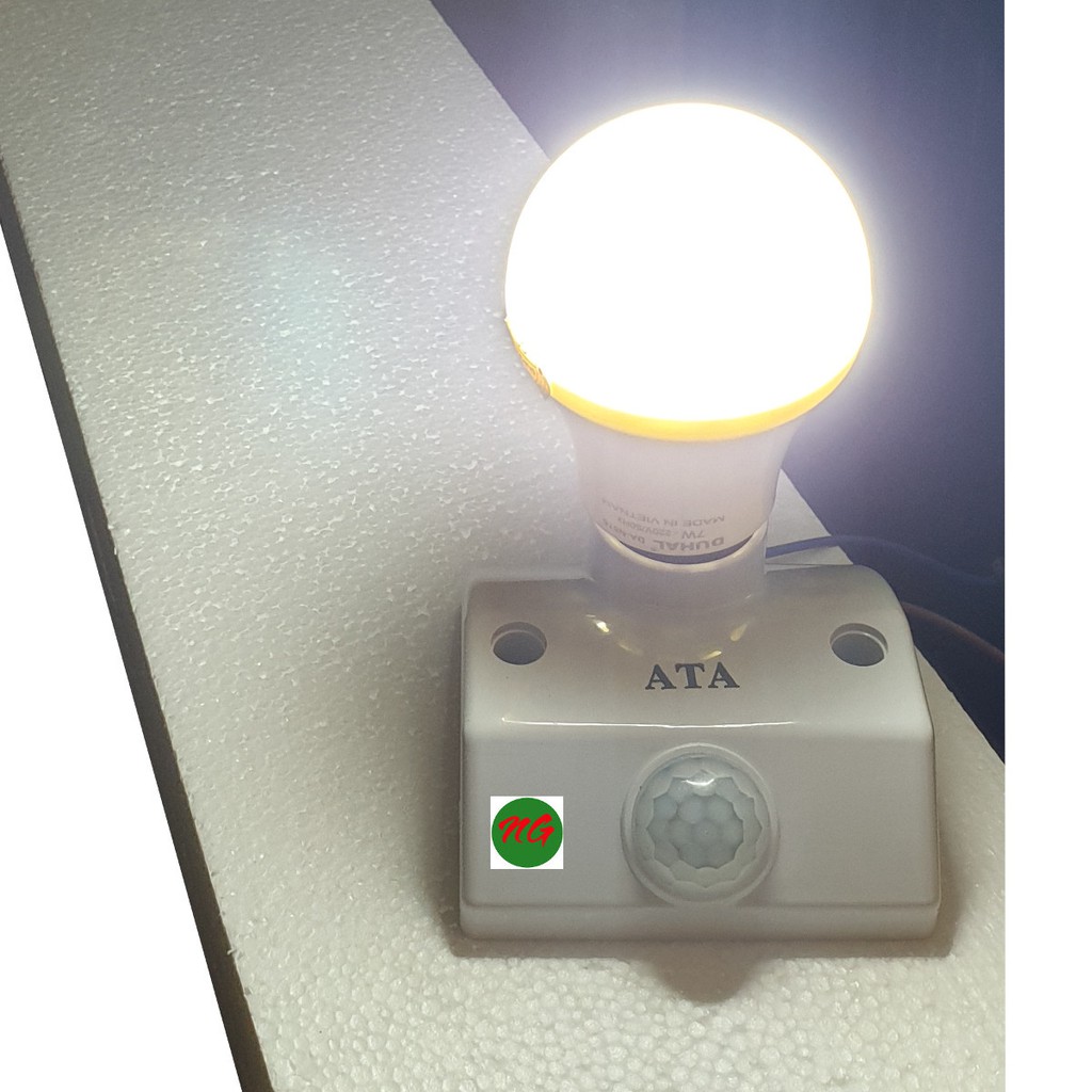 Đuôi đèn cảm ứng hồng ngoại chuyển động mở đèn ATA AT18A