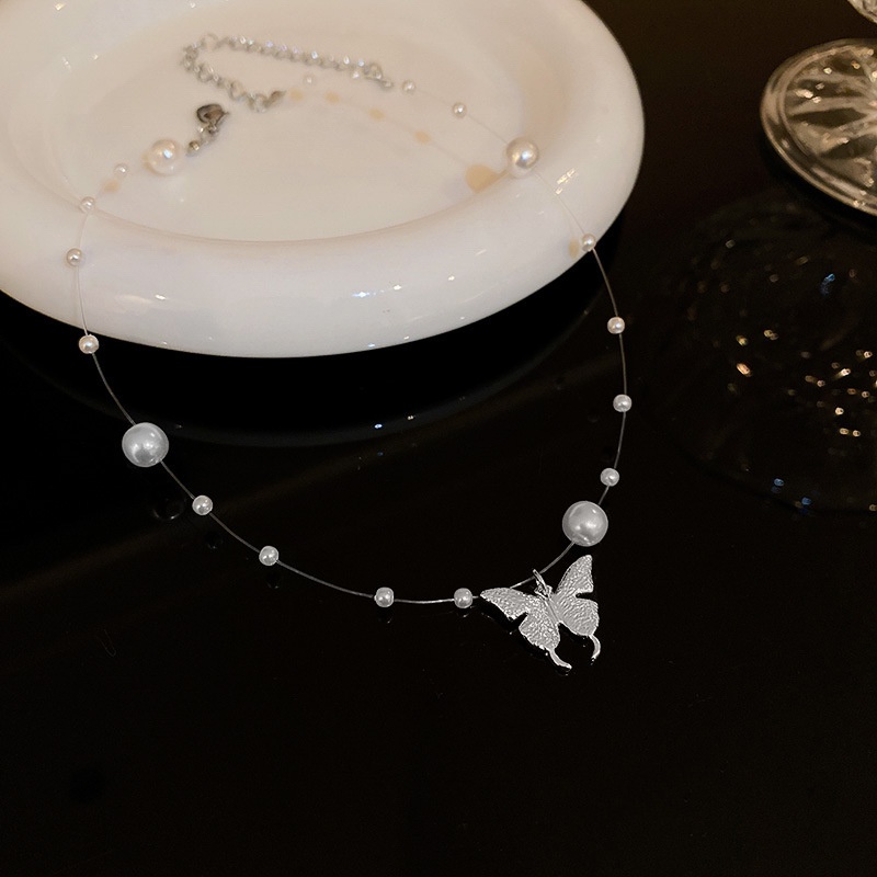 Vòng cổ Mặt Hình Bướm Đính Ngọc Trai Sang Trọng Cho Nữ