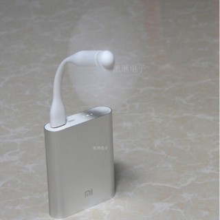 QUẠT MINI DÙNG NGUỒN USB 2 CÁNH UỐN DẺO