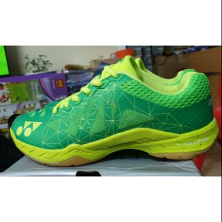 Giày cầu lông yonex  nam (còn size 40 + 41)
