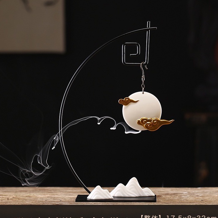 Thác Khói Trầm Hương Trăng Treo Thác Xông Trầm Trăng