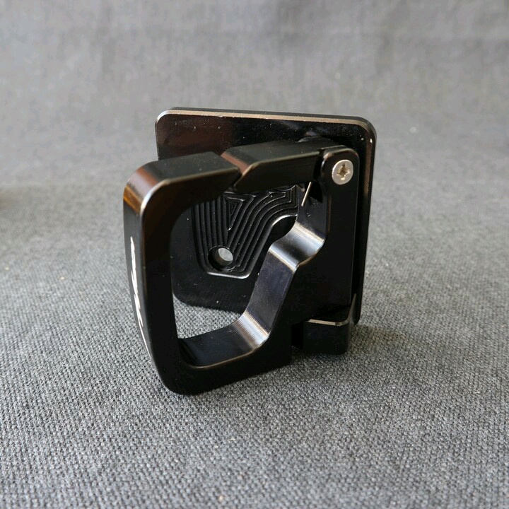 Móc treo đồ xe Sh nhôm CNC nguyên khối - đủ màu