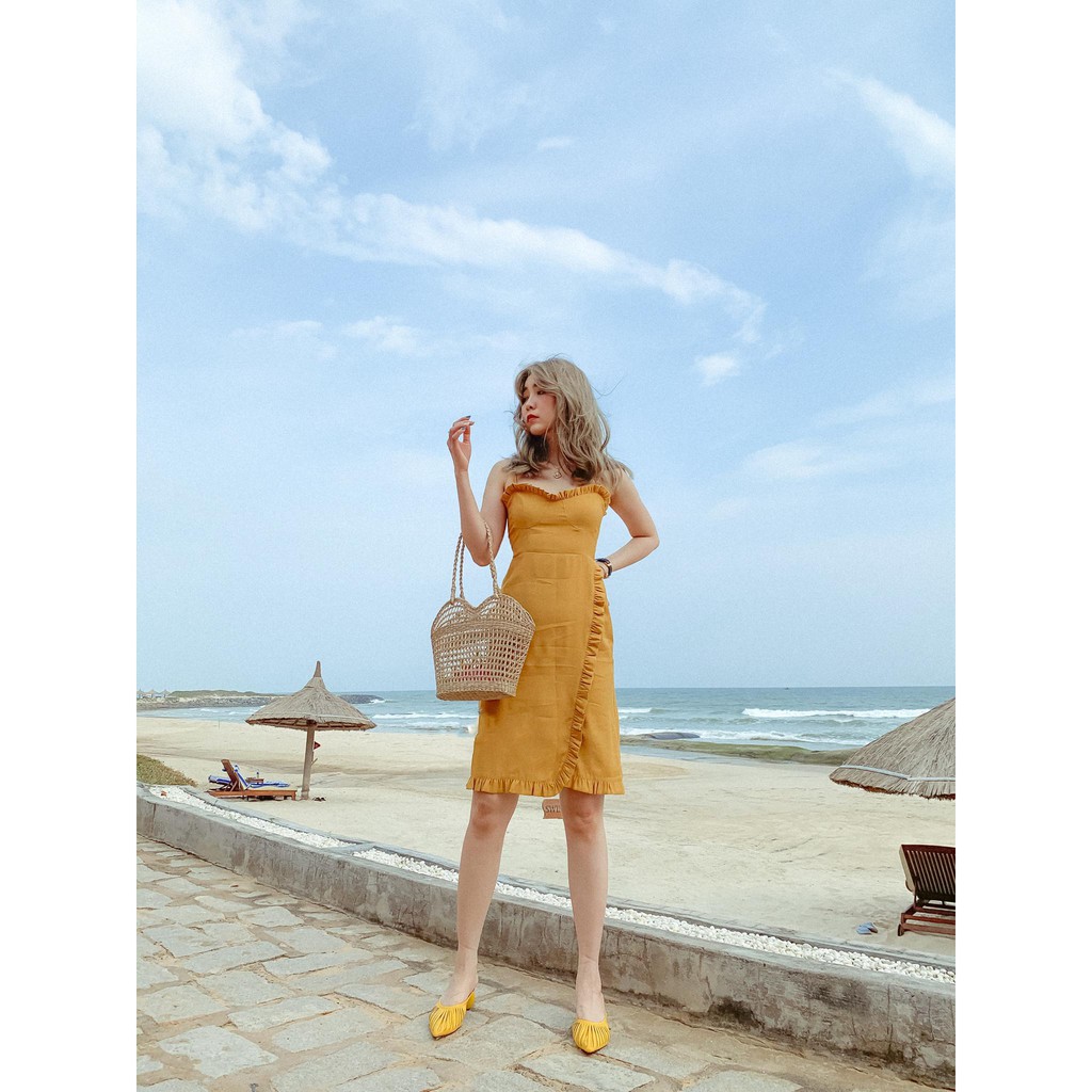 Đầm dây vàng Delia Dress Gem Clothing SP000860
