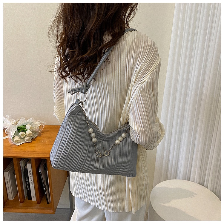 Túi Xách JASMIN NOIR Đeo Chéo Vai Dạng Gập Hình Bán Nguyệt Phối Dây Xích Cho Nữ