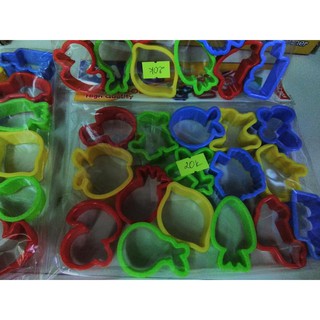 Khuôn chơi đất nặn