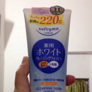 Sữa rửa mặt kose