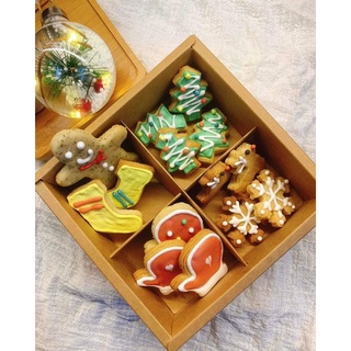 [QP-G] SET 5 Cái hộp giấy vuông kraft loại 4 ngăn và 6 ngăn đựng bánh kèm nắp nhựa mica mờ