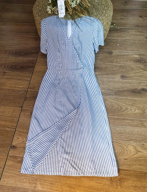 Đầm Xecop midi wrap striped dress