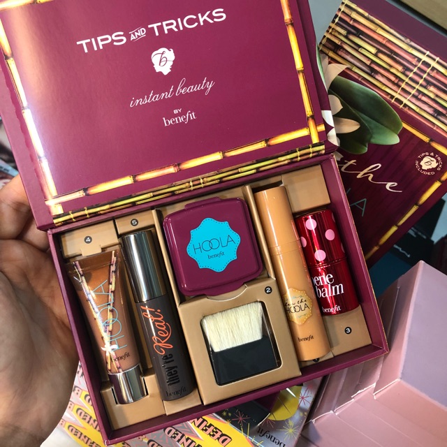 Set Do The Hoola