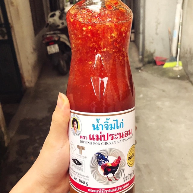 Nước sốt chua ngọt Thái  980gr hiệu con gà trống