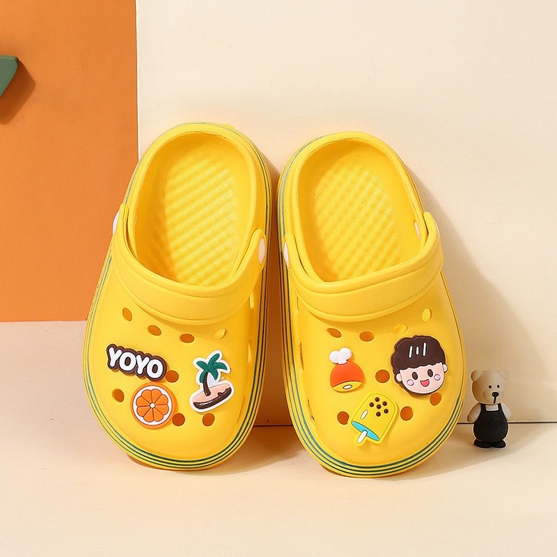 Dép sục cho bé nhiều màu xinh xắn có lỗ thoáng YoYo siêu nhẹ cực êm chân chống trơn trượt mới nhất M2166