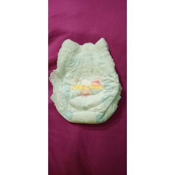 Tã quần huggies đệm mây mẫu mơi nhất size s 100 miếng