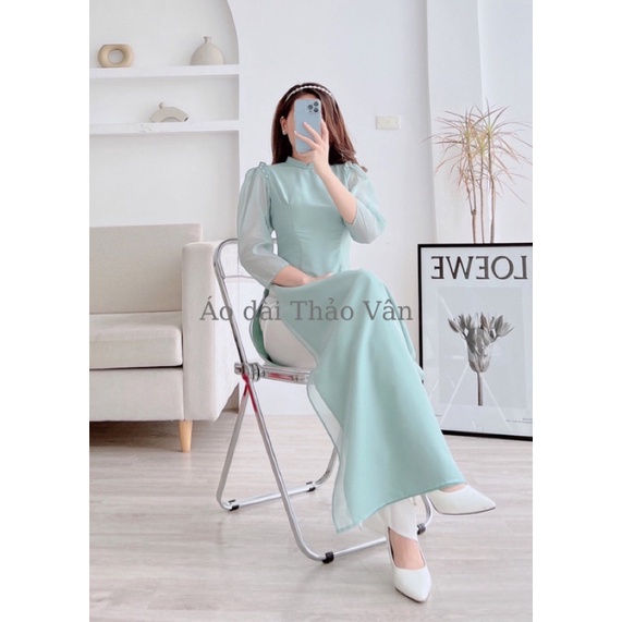 Áo dài cách tân hoạ tiết trơn giản thiết kế 4 tà tay lỡ màu xanh-TV203