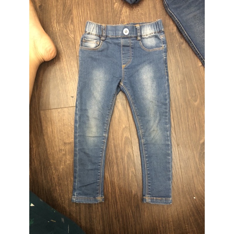 thanh lý quần jean tregging, size từ 2-3 tuổi