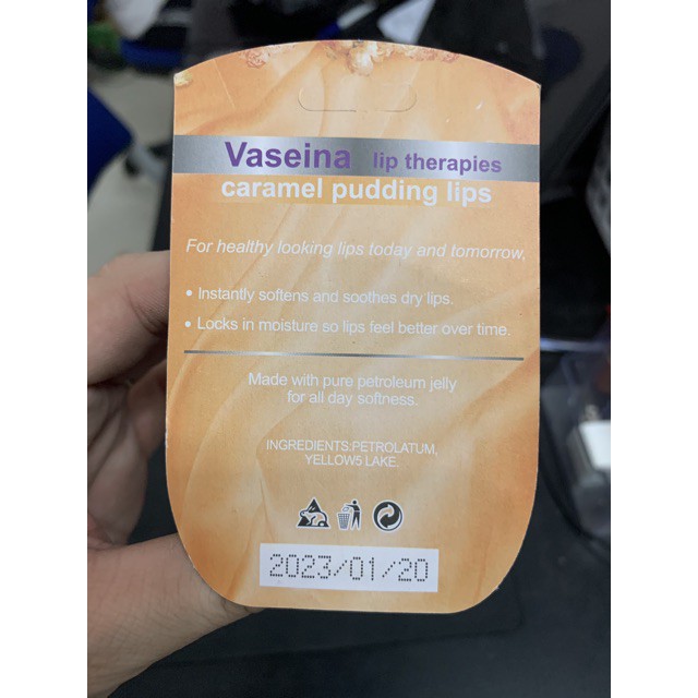 Son dưỡng mềm môi vaseline hương dâu date 2021