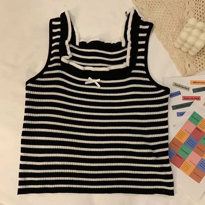 Áo Hai Dây Dáng Ôm Ngắn Phối Ren Họa Tiết Kẻ Sọc Phong Cách Hàn Quốc Quyến Rũ Cho Nữ