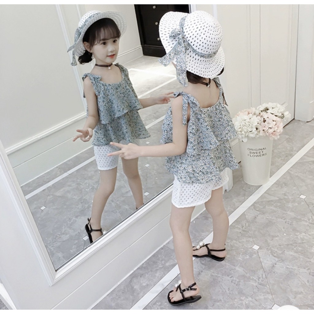Set Áo Voan Hoa Nhí Kèm Quần và Mũ Điệu Đà