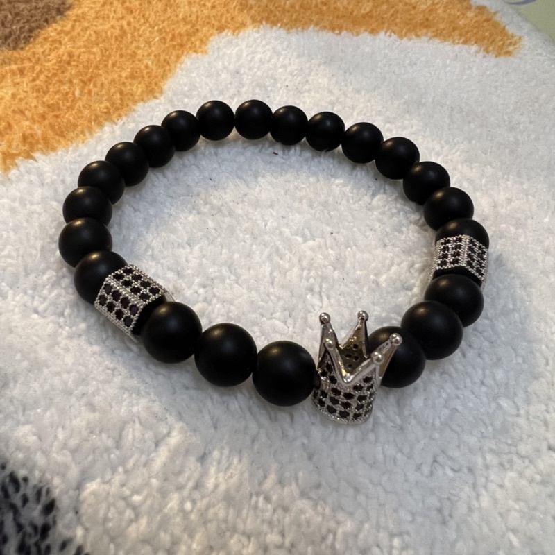 Vòng tay hạt charm nam vương miệng dành cho nam