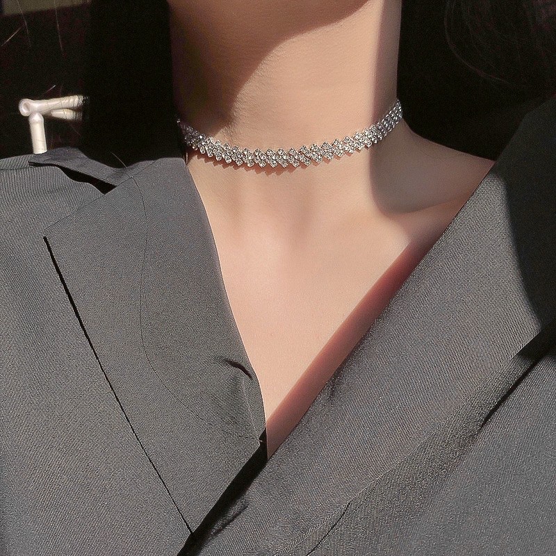 Chocker - vòng cổ lượn sóng