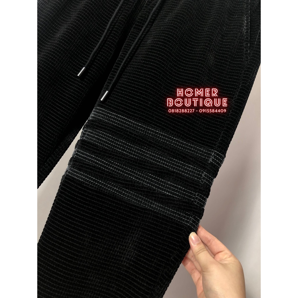 Quần Nỉ Jogger Nam Túi Hộp Gấu Xẻ Cúc Kèm Khoá Zip Chất Nhung Mịn Thom Browne Velvet Check TrackPant