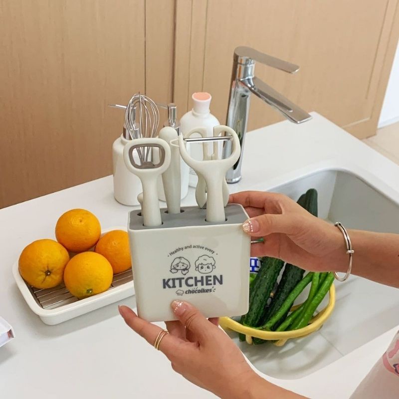 Bộ dao 6 món dùng trong nhà bếp Korea Kitchen kèm kệ cắm kháng khuẩn sắc bén không gỉ MIIBOOSHI D2.106.6MON